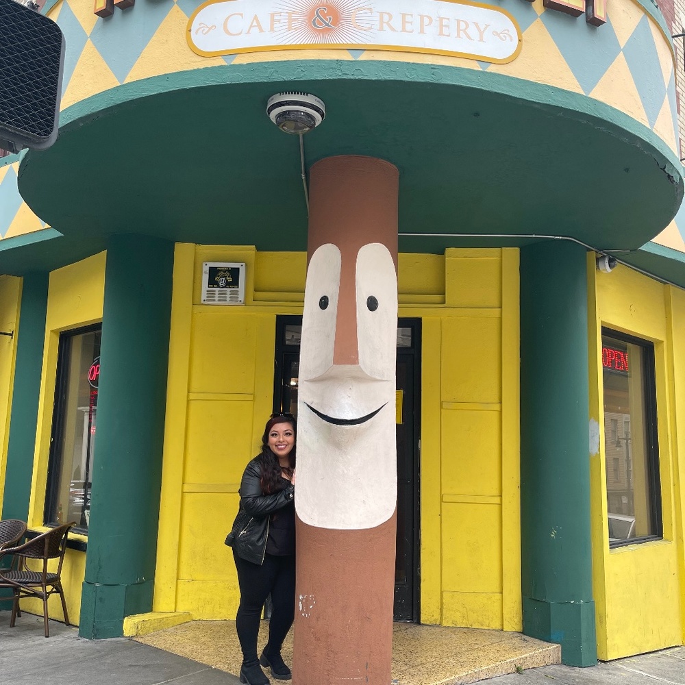 Meet your Posher, Elizabeth